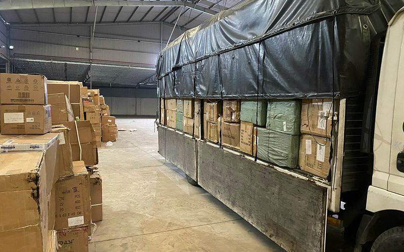 Dịch Vụ Xe Tải 6m Chuyển Đồ Nội Thất: Nệm, Giường, Tủ, Sofa Tận Nơi