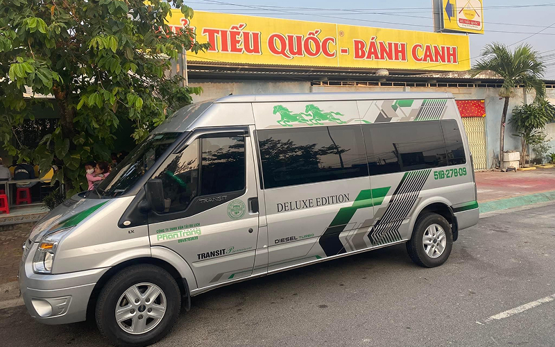 van-tai-an-suong-dich-vu-taxi-tai-16-cho-cho-hang-hoa-gon-nhe-noi-thanh-tphcm