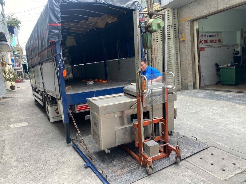 xe ban nang ha cho hang nang giam chi phi nhan cong