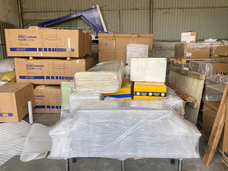 xe tai thung dai 6m chuyen nha gia re ho tro boc xep tan noi