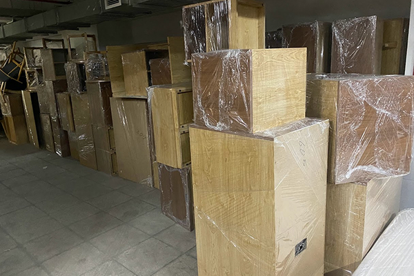 Thuê xe tải chở đồ đạc nội thất, giao hàng chuyến